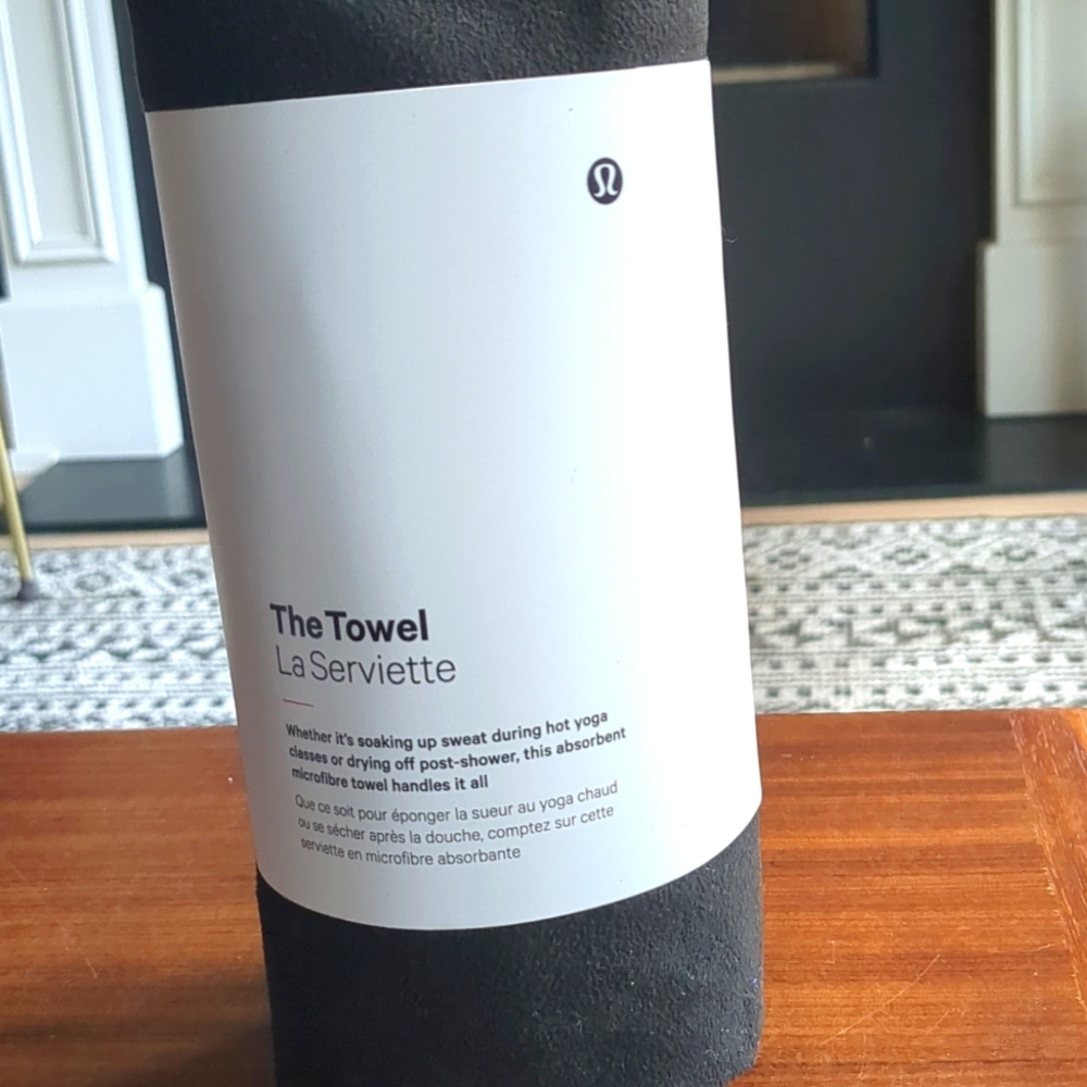 Brand NWT Lululemon "The Towel"